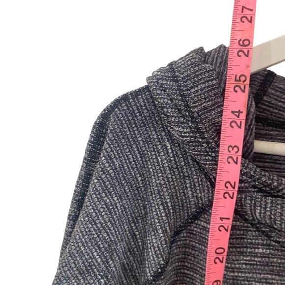 Lululemon Healthy Heart Pullover II Coco Pique Black White size 8 (size tags gon - Picture 7 of 7